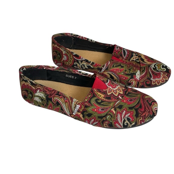 Corky's Sues Women's Size 7 Red Paisley Canvas Slip On Shoes Casual Comfort Boho - Picture 1 of 8